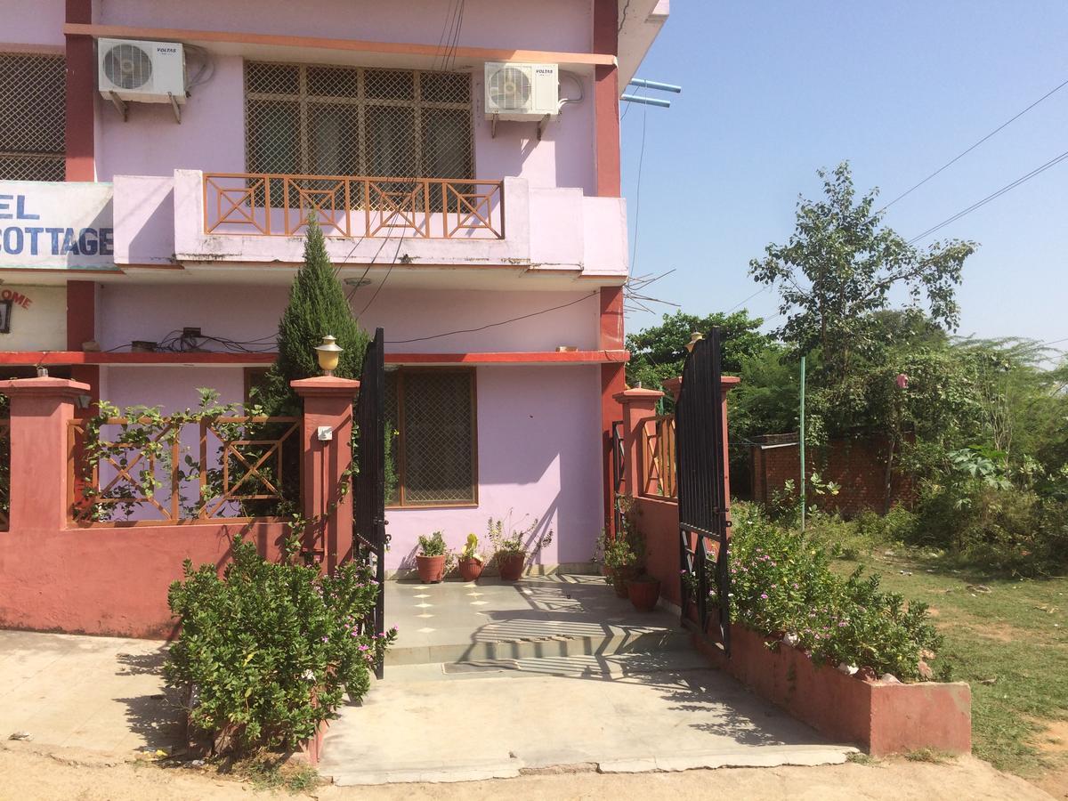 Krishna Cottage Κχατζουράχο Εξωτερικό φωτογραφία